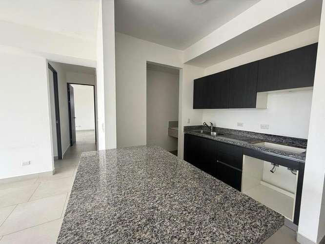SE ALQUILA / SE VENDE APARTAMENTO EN CONDOMINIO LOS VOLCANES SAN PABLO DE HEREDIA - Imagen 2