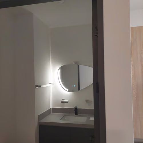 Apartamento de Lujo para estrenar, en zona altamente conveniente, segura y rodeada de naturaleza.  - Imagen 13