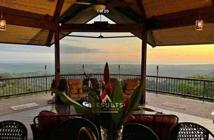 NEW! Jungle Estate with Ocean Views in beach hotspot!