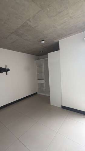 ALQUILER EN KHAYA | $1,400 | SEMIAMUEBLADO | 2 PARQUEOS + CARGADOR ELÉCTRICO | EXCELENTE UBICACIÓN