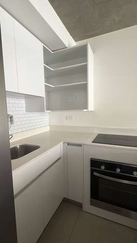 ALQUILER EN KHAYA | $1,400 | SEMIAMUEBLADO | 2 PARQUEOS + CARGADOR ELÉCTRICO | EXCELENTE UBICACIÓN
