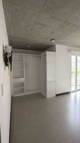 ALQUILER EN KHAYA | $1,400 | SEMIAMUEBLADO | 2 PARQUEOS + CARGADOR ELÉCTRICO | EXCELENTE UBICACIÓN