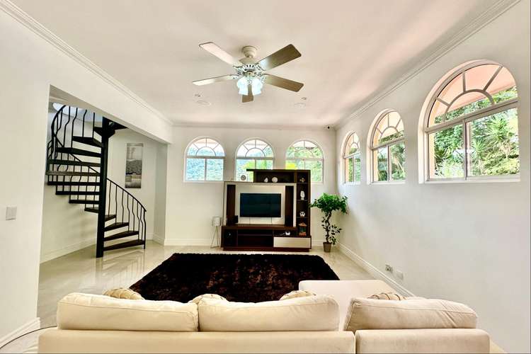 Se vende casa de lujo con piscina y cine en Rio Oro, Santa Ana (FAU) - Imagen 10