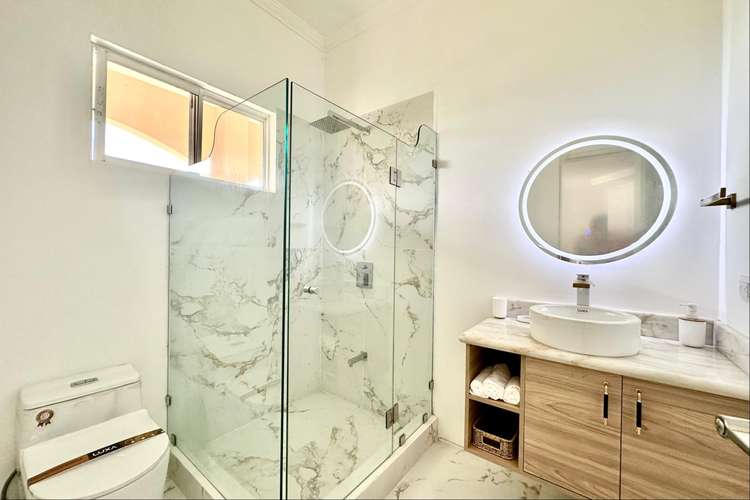 Se vende casa de lujo con piscina y cine en Rio Oro, Santa Ana (FAU) - Imagen 14
