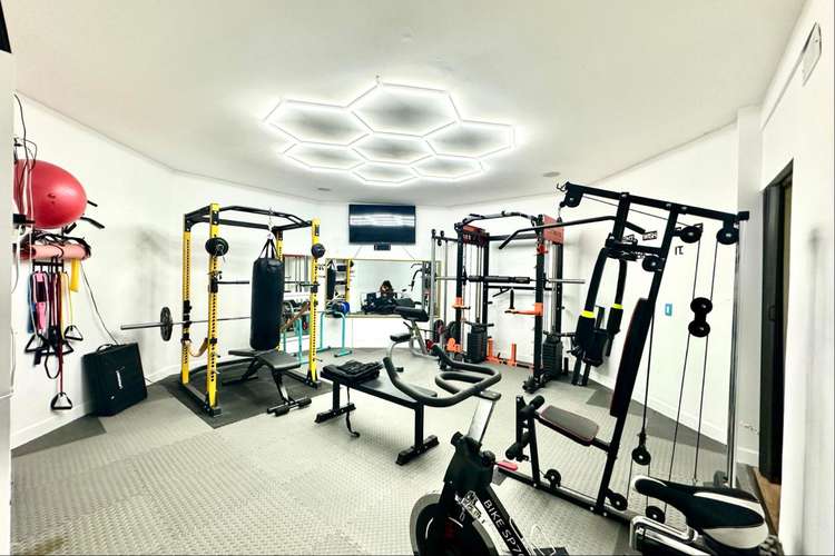 Se vende casa de lujo con piscina y cine en Rio Oro, Santa Ana (FAU) - Imagen 15