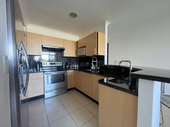 Apartamento amueblado de 2 habitaciones en Santa Ana IP