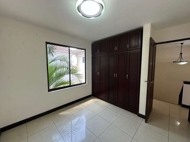 ALQUILER DE CASA SEMIAMUEBLADA EN CONDOMINIO LA LADERA – BARRIAL DE HEREDIA - Imagen 17