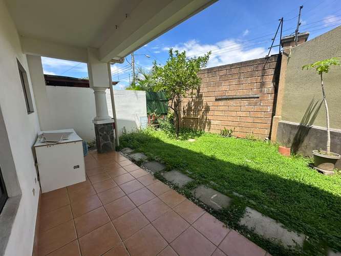 ALQUILER DE CASA SEMIAMUEBLADA EN CONDOMINIO LA LADERA – BARRIAL DE HEREDIA - Imagen 19
