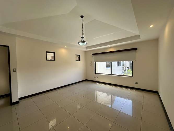 ALQUILER DE CASA SEMIAMUEBLADA EN CONDOMINIO LA LADERA – BARRIAL DE HEREDIA - Imagen 10