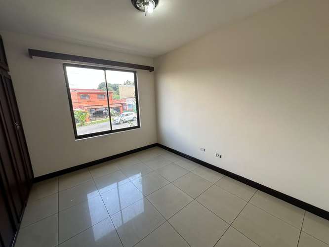 ALQUILER DE CASA SEMIAMUEBLADA EN CONDOMINIO LA LADERA – BARRIAL DE HEREDIA - Imagen 16