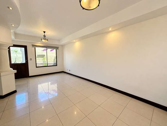 ALQUILER DE CASA SEMIAMUEBLADA EN CONDOMINIO LA LADERA – BARRIAL DE HEREDIA - Imagen 2