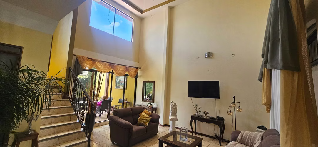 Venta de Casa Cartago Occidental / uso de suelo mixto - Imagen 2