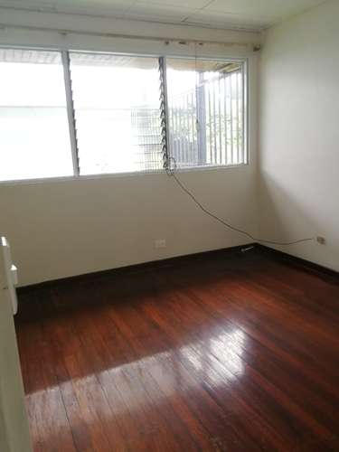 525545 / Casa en venta / Curridabat / 4 habitaciones / Terraza y amplio jardín - Imagen 7