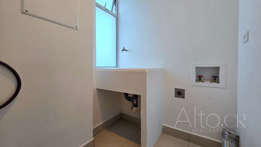 APARTAMENTO EN PIEDADES  |  UN NIVEL   |  LISTO PARA VIVIR  |   3 HABITACIONES 