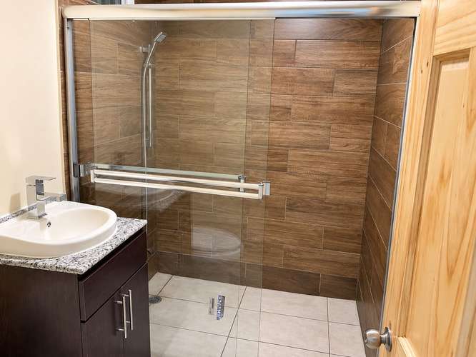 Apartamentos y casa para inversión en Guayabos, Curridabat - Imagen 11