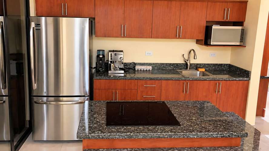 Apartamentos y casa para inversión en Guayabos, Curridabat - Imagen 4