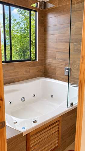 Apartamentos y casa para inversión en Guayabos, Curridabat - Imagen 7