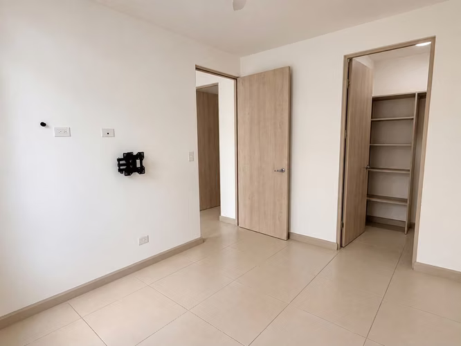 SE ALQUILA CASA EN CONDOMINIO EN SANTA ANA | CONDOMINIO NASARA. 