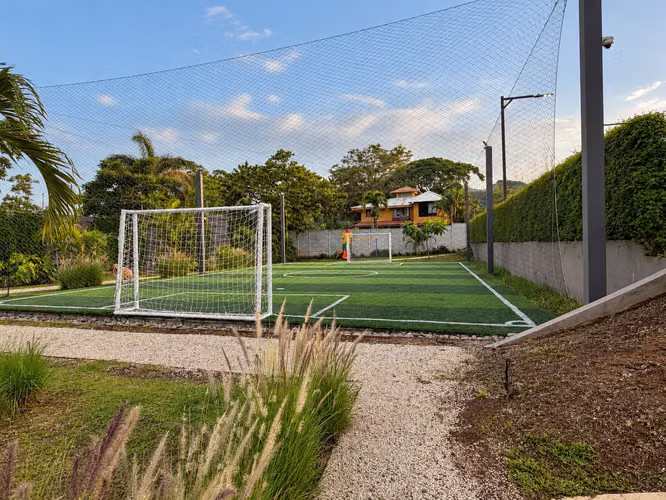 SE ALQUILA CASA EN CONDOMINIO EN SANTA ANA | CONDOMINIO NASARA. 