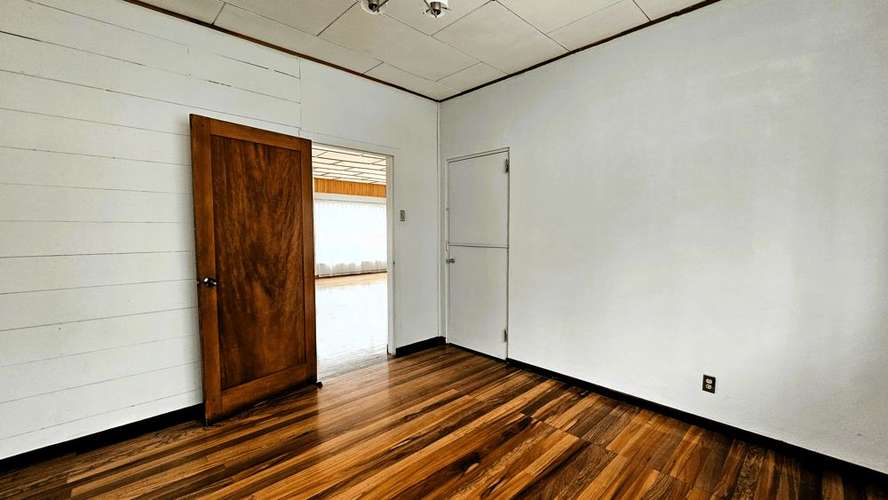 VENDO CASA + APARTAMENTO EN MONTES DE OCA. - Imagen 5