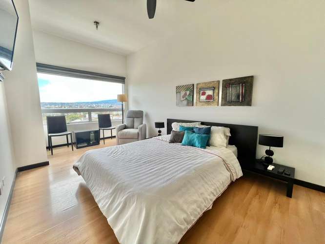 Apartamento amueblado un dormitorio y amplio balcón en Sabana