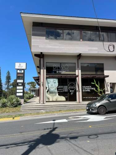 Su oficina en exc lugar trejos montealegre en edificio piso 3 renta $2600 más iv - Imagen 2