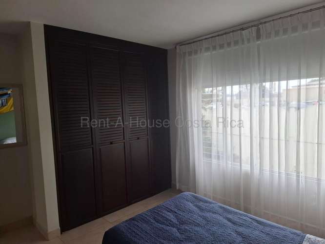 Se Vende Casa en Sabanilla de Montes de Oca - Imagen 11