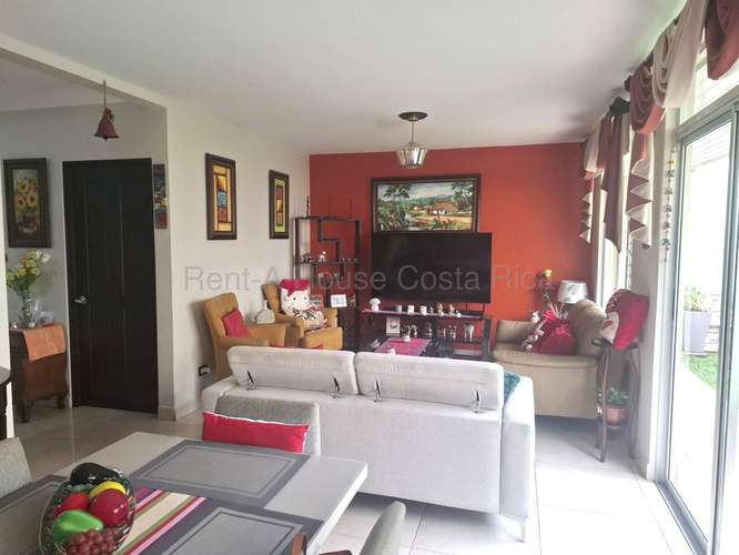 Se Vende Casa en Sabanilla de Montes de Oca - Imagen 2