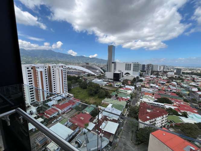 YA Exclusivo apartamento amueblado en Sky Rohrmoser con vistas a las montañas y amenidades de lujo - Imagen 4
