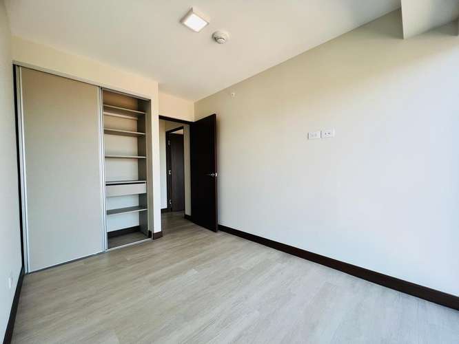 Apartamento en Alquiler La Uruca Azenza 2 Hab 2 Baños / Balcón / 1 Paqueo / Linea blanca