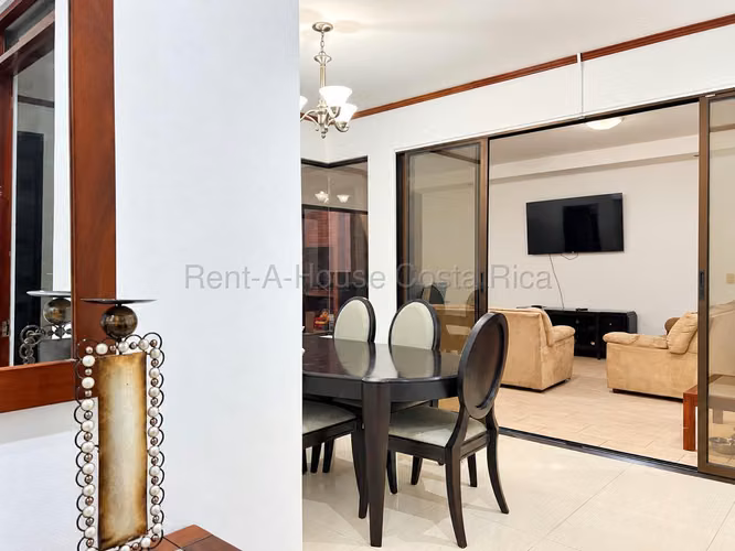 CASA GRANDE EN VENTA EN SAN PABLO DE HEREDIA | 7 HABITACIONES, 4 VEHÍCULOS - Imagen 4