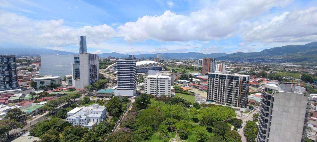 Vistas de Nunciatura con oficina frente al parque  - Imagen 17