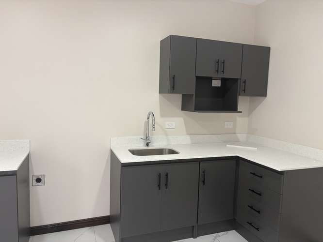 Se alquila apartamento para estrenar - Imagen 4