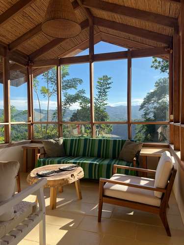  Un refugio de paz entre montañas y naturaleza