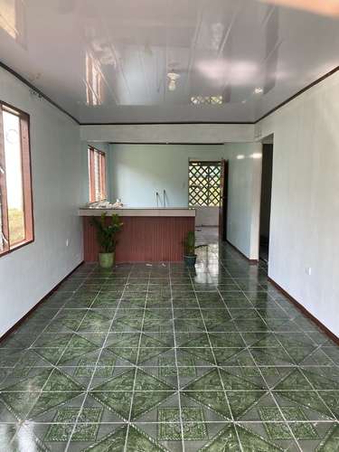 Recently Renovated 3-Bedroom Home with Panoramic Views in Atenas