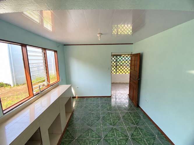 Recently Renovated 3-Bedroom Home with Panoramic Views in Atenas