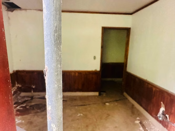 Gran oportunidad en Chachagua: amplia propiedad con casa para remodelar y vistas a las montañas - Imagen 7