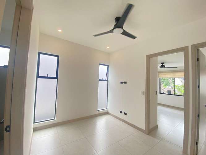Alquiler Moderna Casa para estrenar - Imagen 9