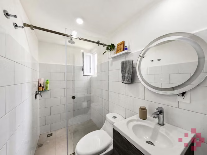 APARTAMENTO EN VENTA CON JARDÍN EN CONDOMINIO KHAYA, CURRIDABAT