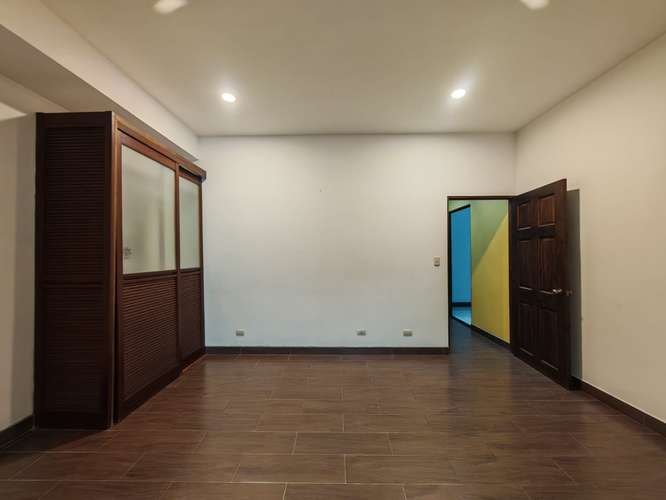 8866331 / Casa en venta / San Joaquín de Flores / Heredia / Una planta / Jardín y jacuzzi - Imagen 17