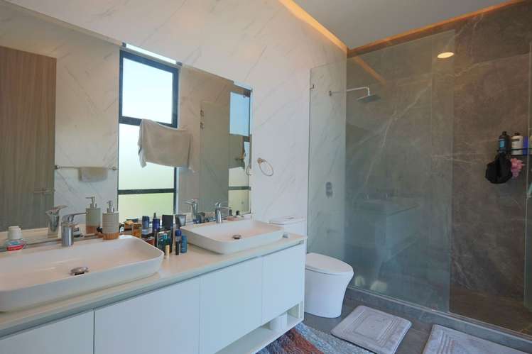 Alquiler Residencia Moderna en Condominio Exclusivo - Imagen 18