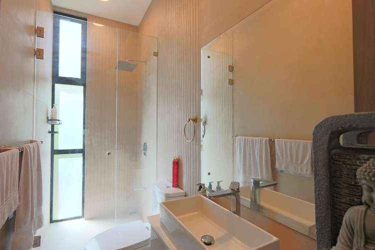 Alquiler Residencia Moderna en Condominio Exclusivo - Imagen 4