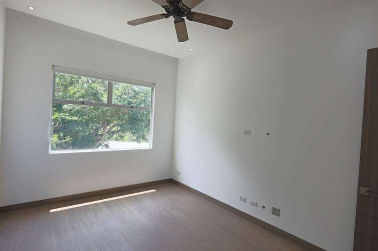 Alquiler Apartamento Lindora