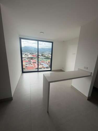 Alquiler apartamento SKYHOUSE nuevo de dos habitaciones - Imagen 3
