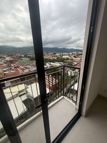 Alquiler apartamento SKYHOUSE nuevo de dos habitaciones - Imagen 2