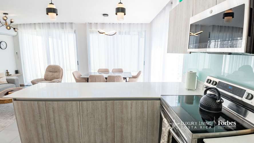 21565 - Casa esquinera de 3 habitaciones amueblada con patio en Cariari - Imagen 8