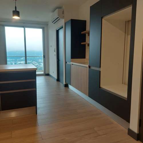 Se alquila apartamento en Río Oro de Santa Ana. Vistas espectaculares.