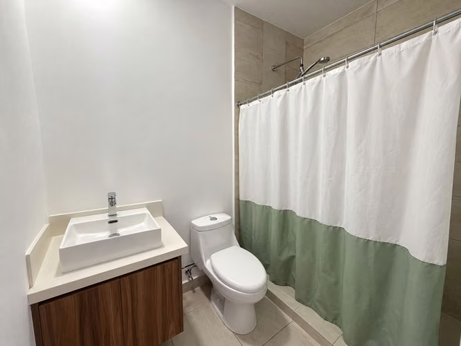 VENTA DE CASA DE 1 PLANTA, 2 HABITACIONES, CON PATIO EN CONDOMINIO, SAN JOAQUIN DE HEREDIA