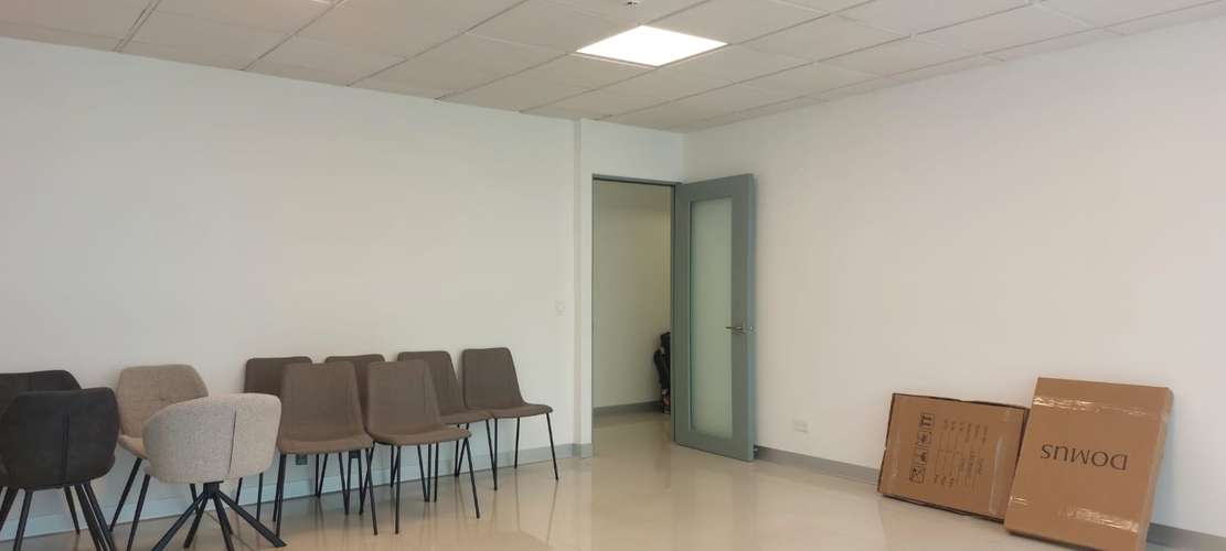 Se alquila consultorio médico en Río Oro de Santa Ana | 45 m² | $1.300 + IVA - Imagen 4