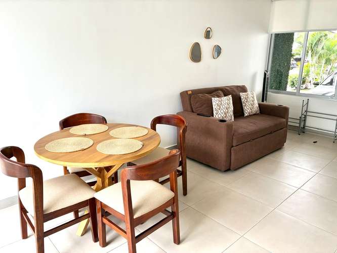 Casa amoblada en alquiler en Santa Ana | 2 habitaciones y jardín